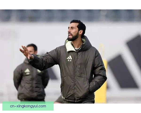 阿韦洛亚皇马四战全胜成第六人